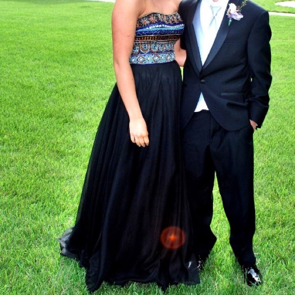 Prom Dress - Picture 1 of 2